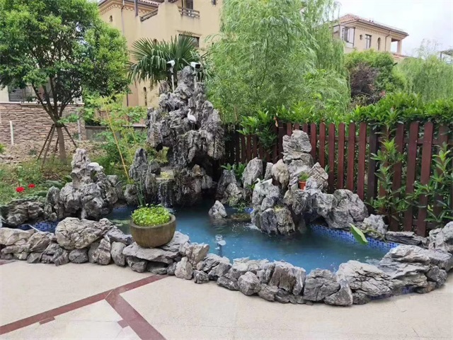 果洛庭院假山鱼池制作方法